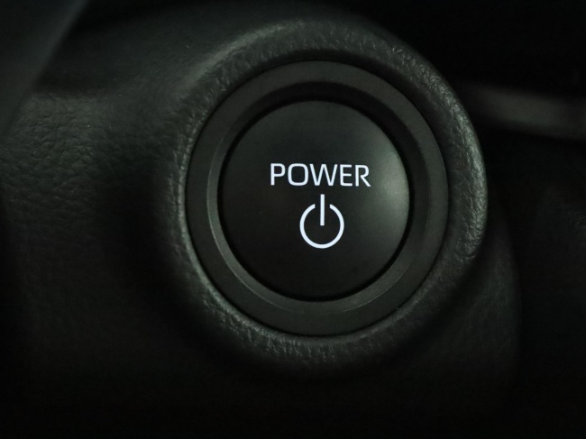 Toyota C-HR - 2.0 Plug-in Hybrid 220 Dynamic