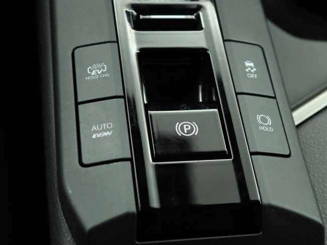 Toyota C-HR - 2.0 Plug-in Hybrid 220 Dynamic