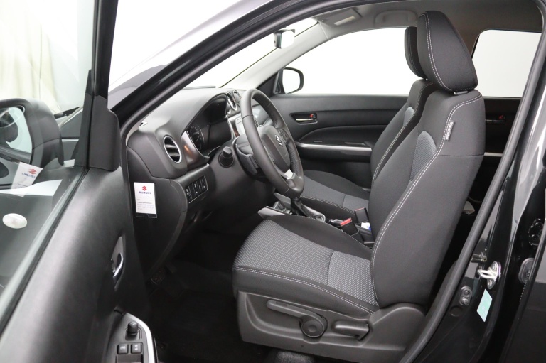 Suzuki Vitara - 1.4 Boosterjet Smart Hybrid Select Black Edition 9