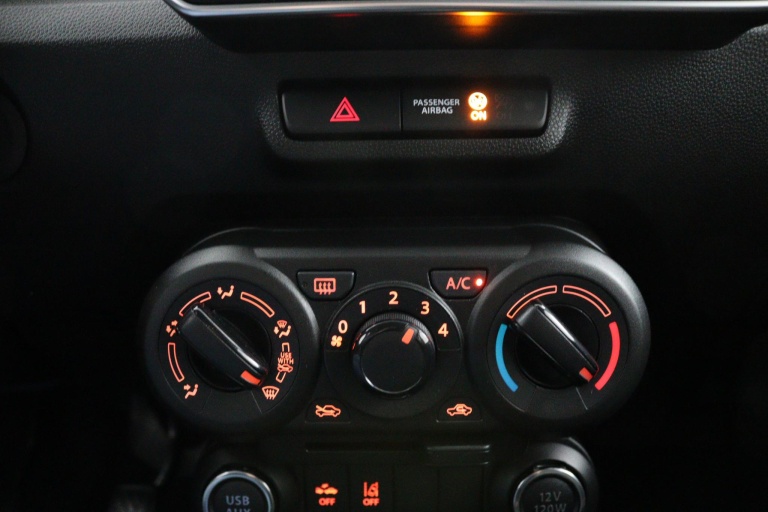 Suzuki Ignis - 1.2 Smart Hybrid Select 16