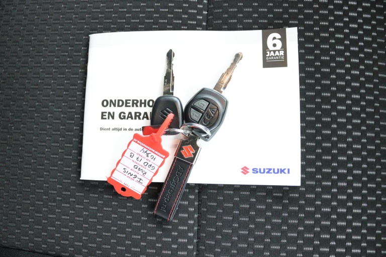 Suzuki Ignis - 1.2 Smart Hybrid Select 23