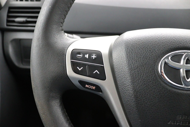 Toyota Verso - 1.8 VVT-i Aspiration 18