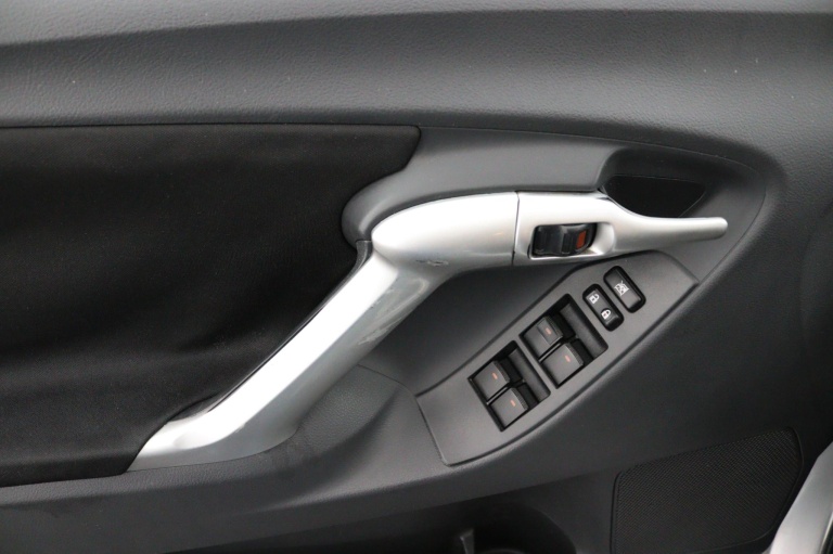 Toyota Verso - 1.8 VVT-i Aspiration 27