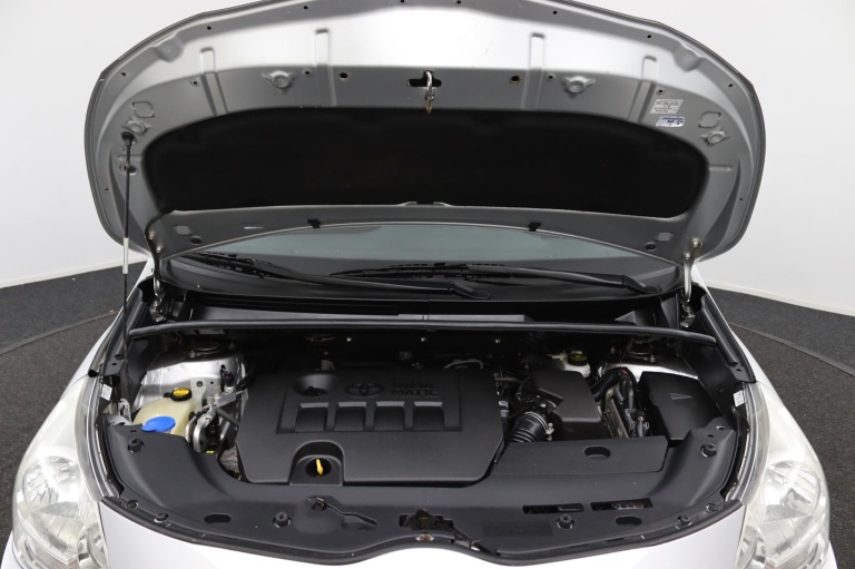 Toyota Verso - 1.8 VVT-i Aspiration 32