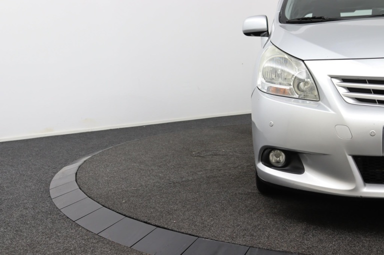 Toyota Verso - 1.8 VVT-i Aspiration 34