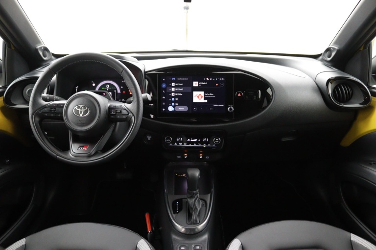 Toyota Aygo X - Hybrid 115 GR Sport 11