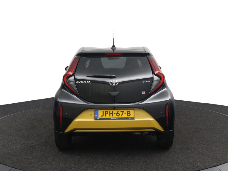 Toyota Aygo X - Hybrid 115 GR Sport 8