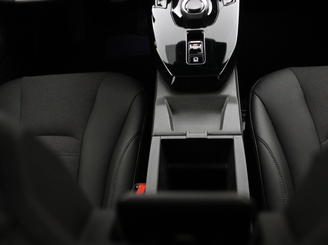 Suzuki e VITARA - Style 61 kWh