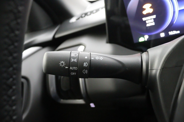 Suzuki e VITARA - Style 61 kWh 33