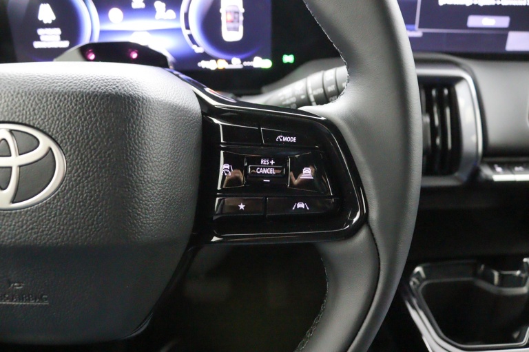 Toyota Urban Cruiser - Dynamic 61 kWh 20