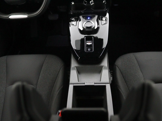 Toyota Urban Cruiser - Dynamic 61 kWh