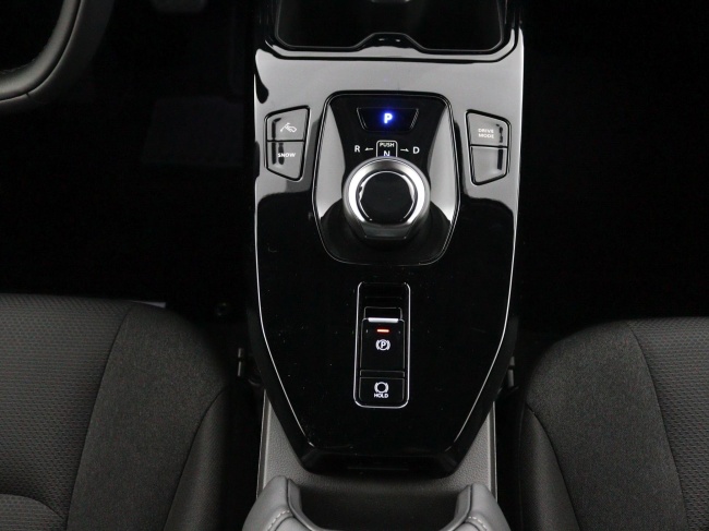 Toyota Urban Cruiser - Dynamic 61 kWh