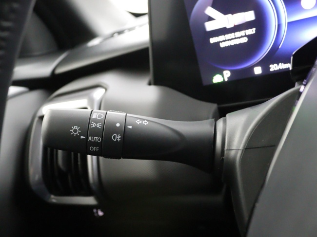 Toyota Urban Cruiser - Dynamic 61 kWh