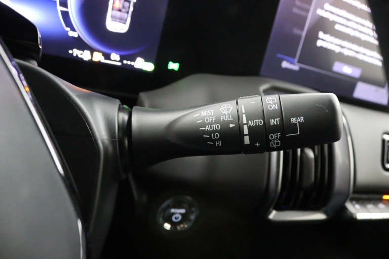 Toyota Urban Cruiser - Dynamic 61 kWh 26