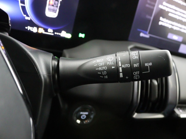 Toyota Urban Cruiser - Dynamic 61 kWh