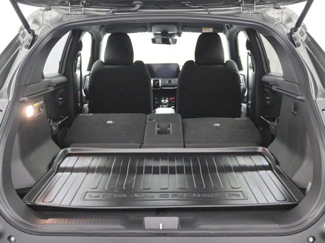 Toyota Urban Cruiser - Dynamic 61 kWh