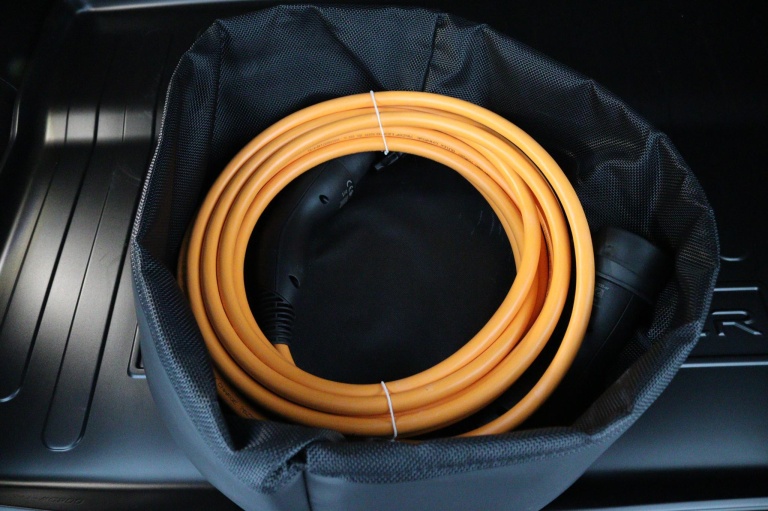 Toyota Urban Cruiser - Dynamic 61 kWh 33