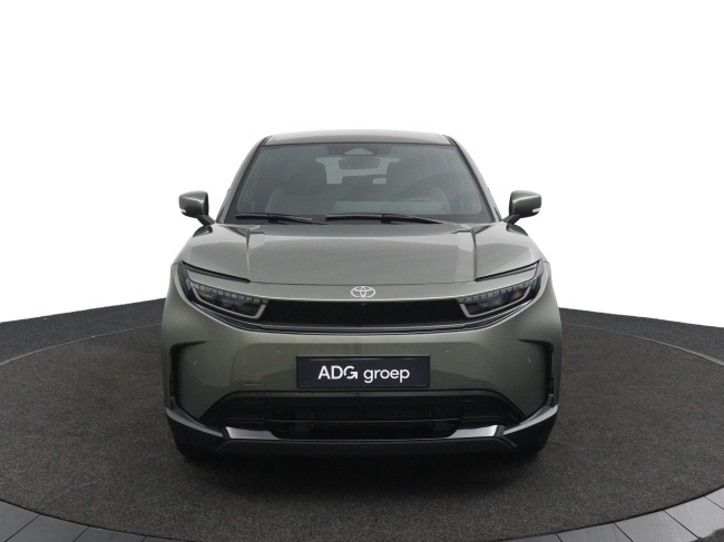 Toyota Urban Cruiser - Dynamic 61 kWh