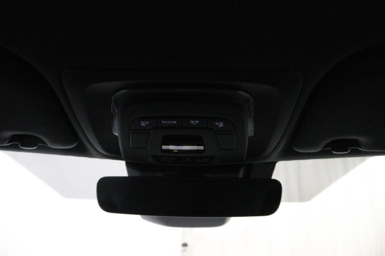 Toyota Corolla Touring Sports - Hybrid 140 Dynamic 32