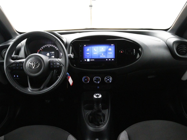 Toyota Aygo X - 1.0 VVT-i MT Play