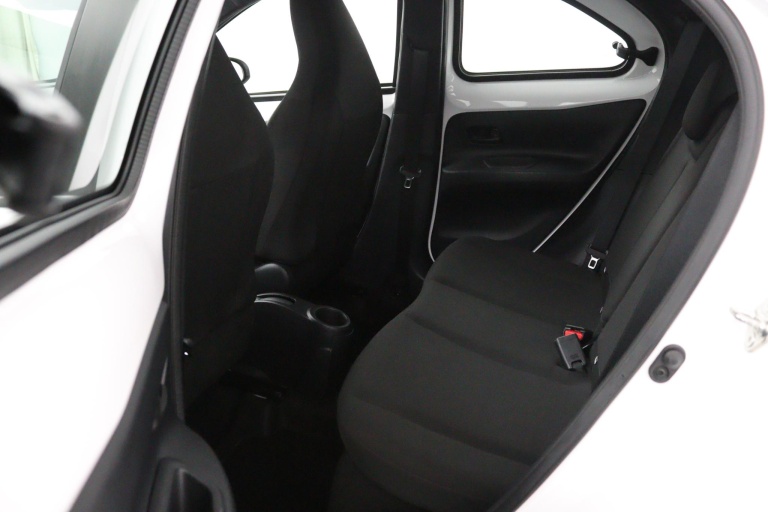 Toyota Aygo X - 1.0 VVT-i MT Play 12