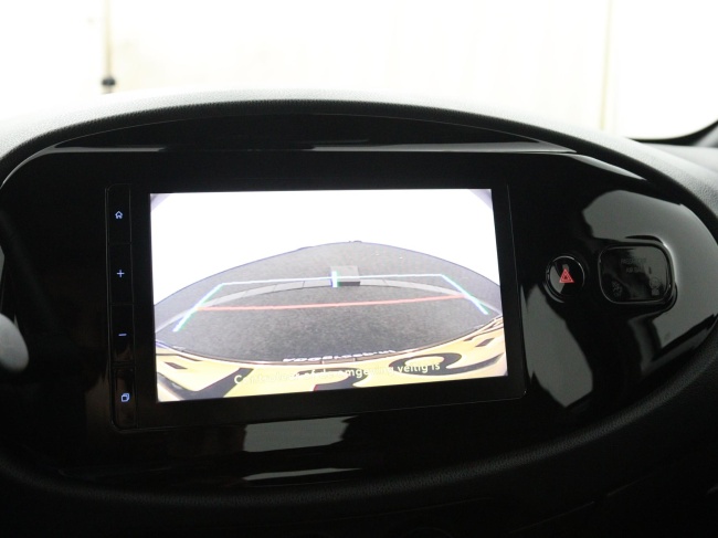 Toyota Aygo X - 1.0 VVT-i MT Play