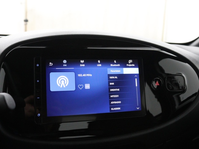 Toyota Aygo X - 1.0 VVT-i MT Play