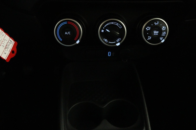Toyota Aygo X - 1.0 VVT-i MT Play 16