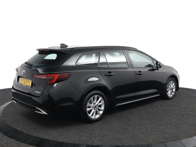 Toyota Corolla Touring Sports - Hybrid 140 Active 2