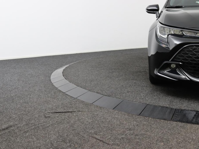 Toyota Corolla Touring Sports - Hybrid 140 Active