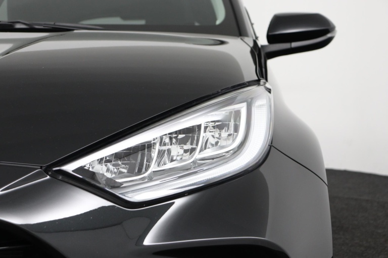 Toyota Yaris - 1.5 Hybrid 115 Dynamic 36