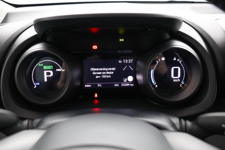 Toyota Yaris - 1.5 Hybrid Dynamic 6