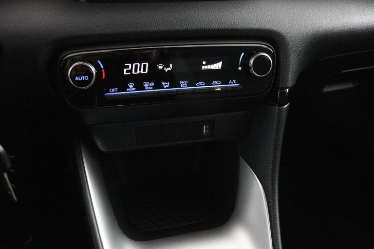 Toyota Yaris - 1.5 Hybrid Dynamic 7