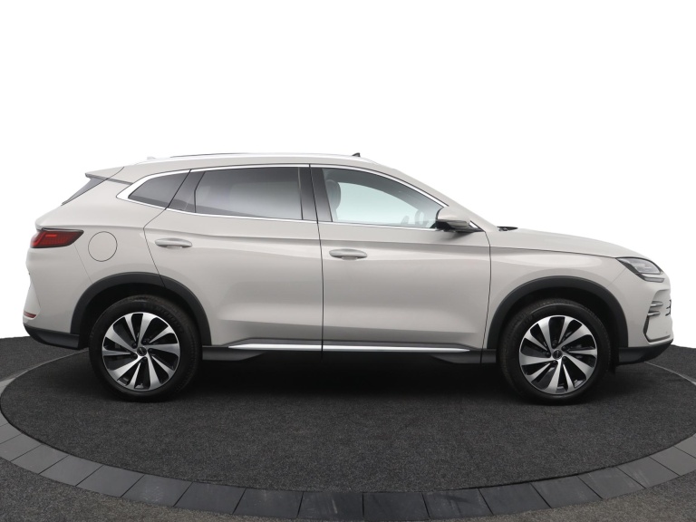 BYD SEAL U - 1.5 T DM-i AWD Design 10