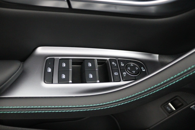 BYD SEAL U - 1.5 T DM-i AWD Design 22