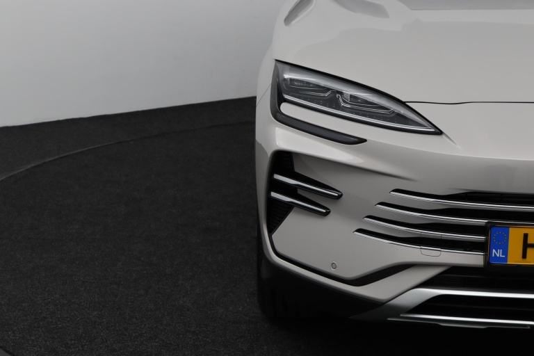 BYD SEAL U - 1.5 T DM-i AWD Design 30