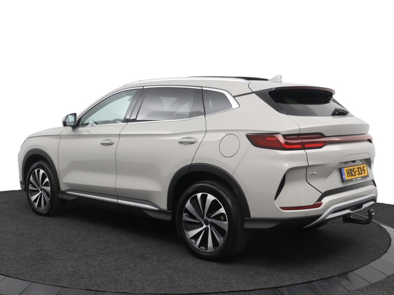 BYD SEAL U - 1.5 T DM-i AWD Design 9