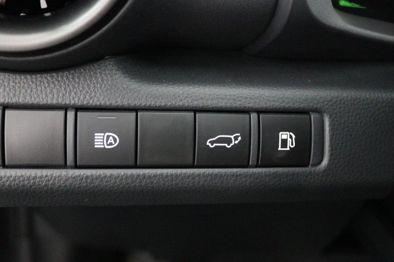 Toyota C-HR - 1.8 Hybrid 140 First Edition 30