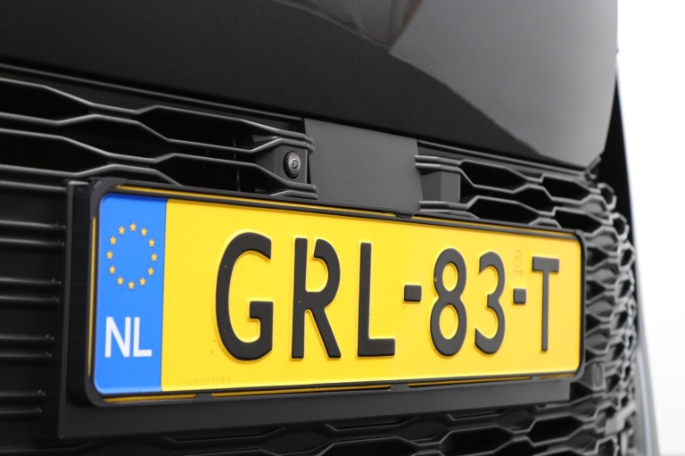 Toyota C-HR - 1.8 Hybrid 140 First Edition 41