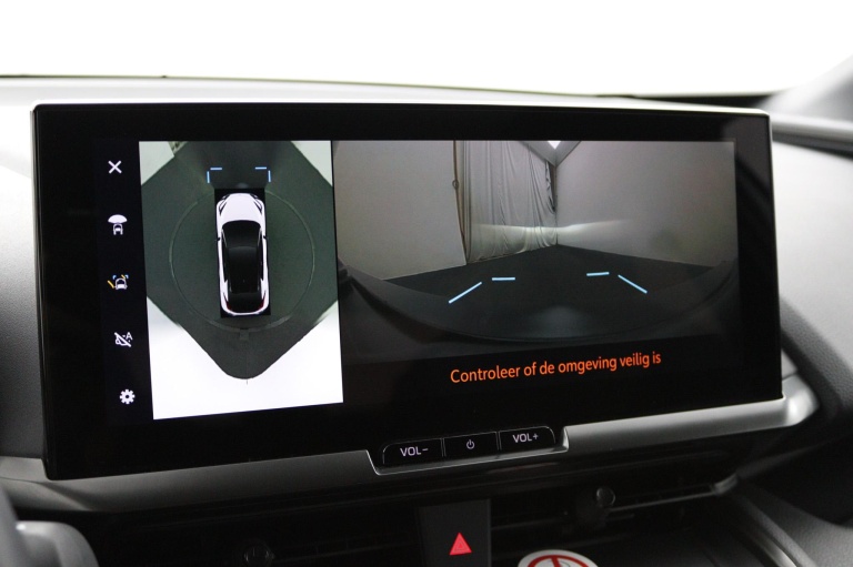 Toyota C-HR - 1.8 Hybrid 140 First Edition 49