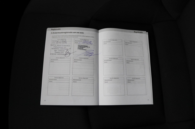 Toyota C-HR - 1.8 Hybrid 140 First Edition 50