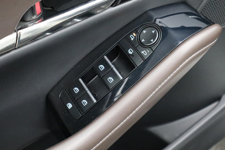 Mazda CX-30 - 2.0 e-SkyActiv-X M Hybrid Luxury 22