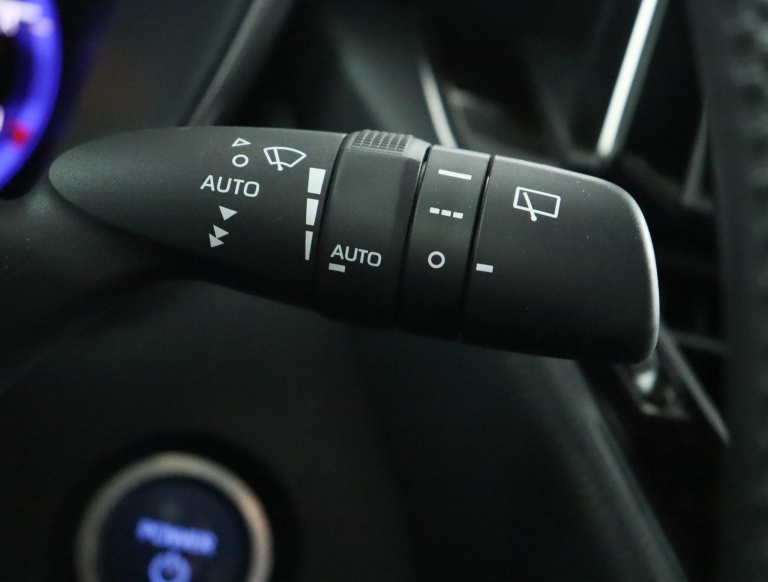 Toyota Corolla - 2.0 Hybrid Executive 25