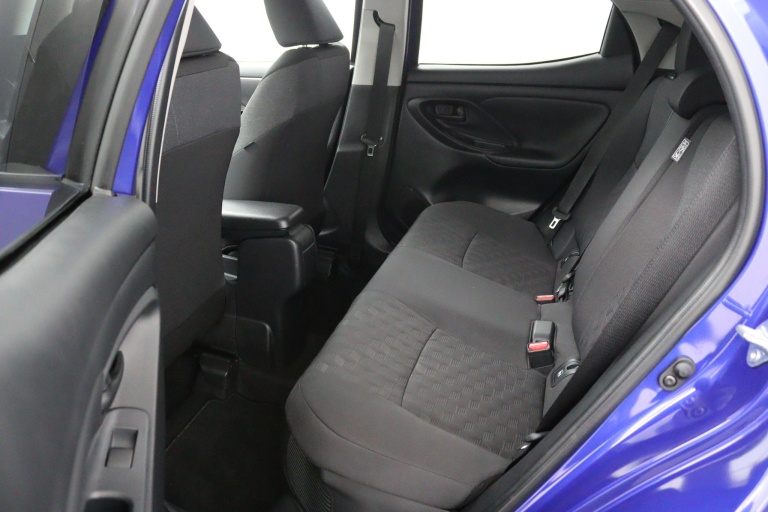 Toyota Yaris - 1.5 Hybrid 115 Dynamic 11