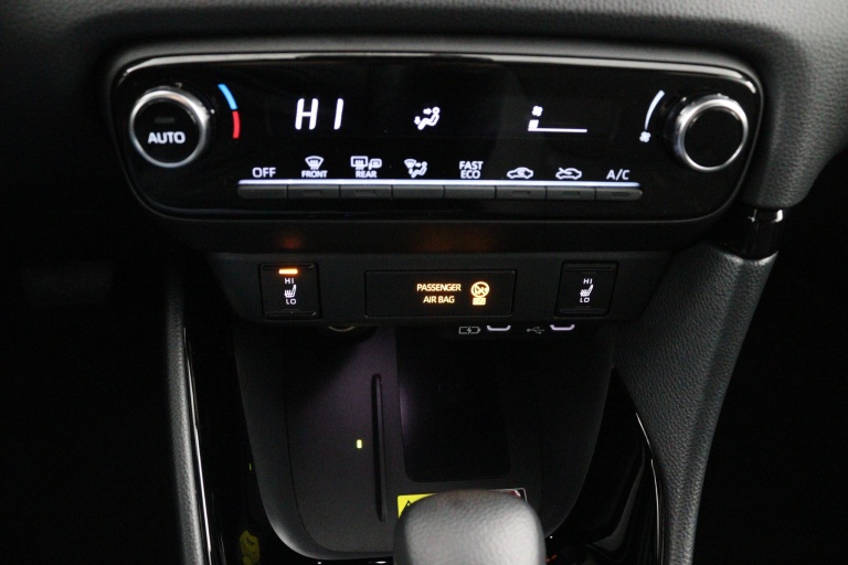 Toyota Yaris - 1.5 Hybrid 115 Dynamic 16