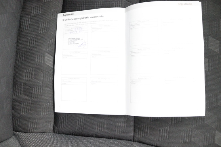 Toyota Yaris - 1.5 Hybrid 115 Dynamic 26