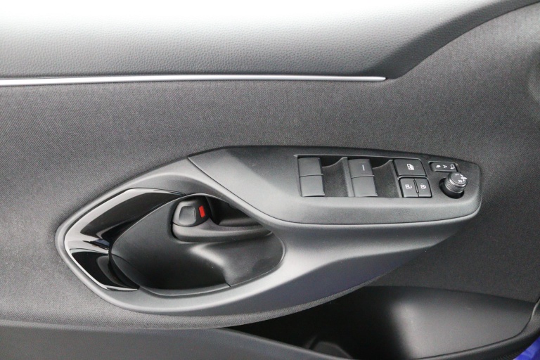 Toyota Yaris - 1.5 Hybrid 115 Dynamic 30