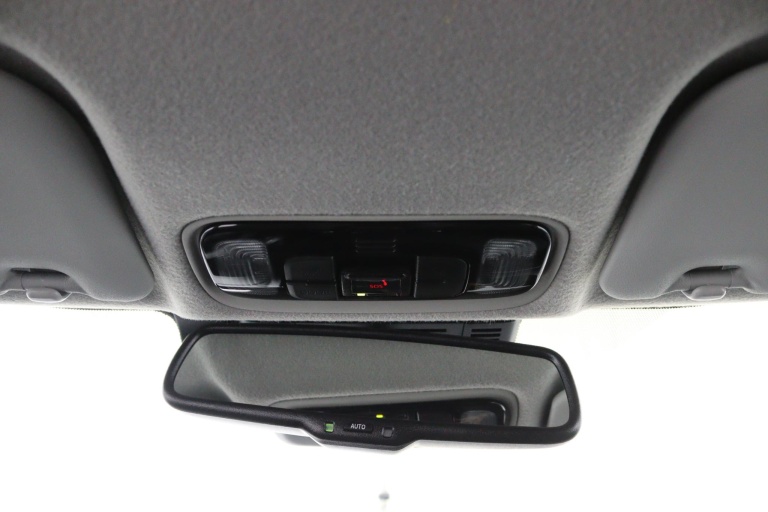 Toyota Yaris - 1.5 Hybrid 115 Dynamic 32