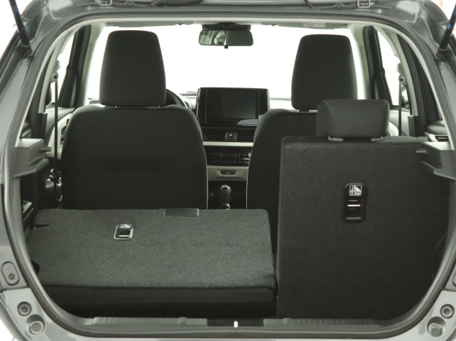 Suzuki Swift - 1.2 Comfort Smart Hybrid