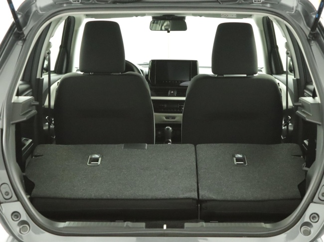 Suzuki Swift - 1.2 Comfort Smart Hybrid